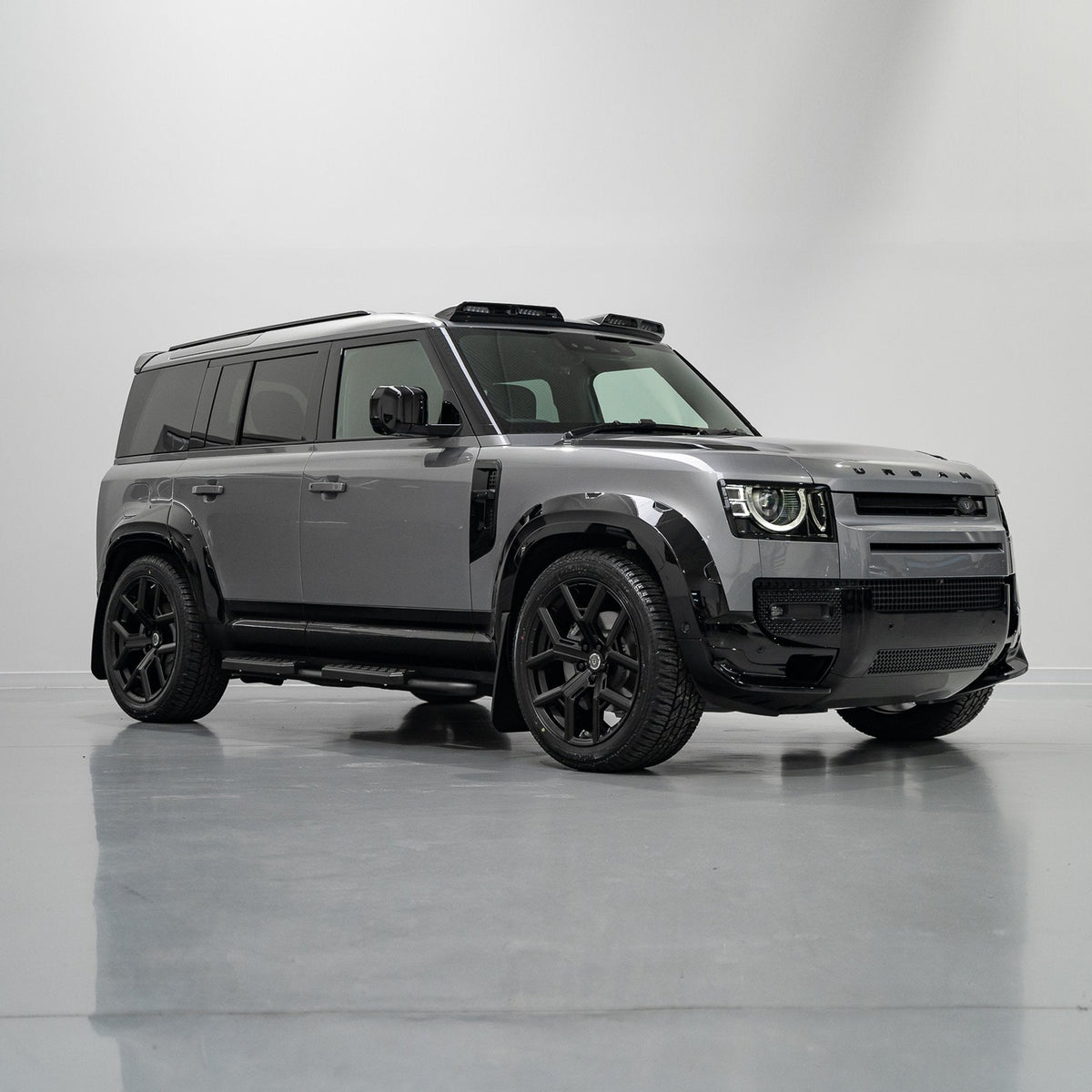 Land Rover Defender 2020