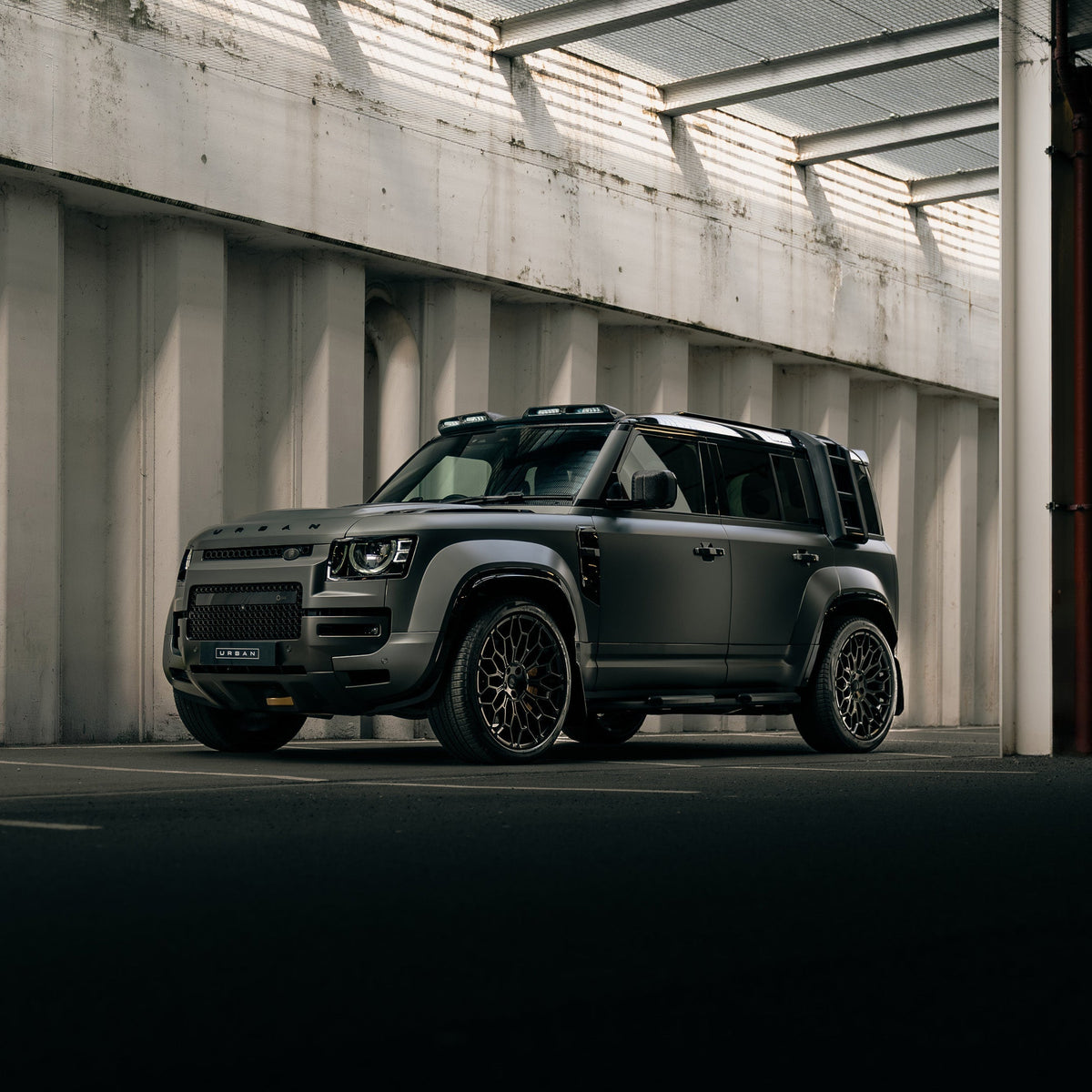 Land Rover Defender Octa
